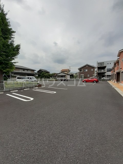 15/27 駐車場