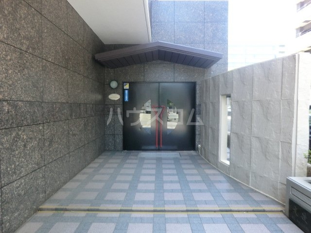 3/8 エントランス