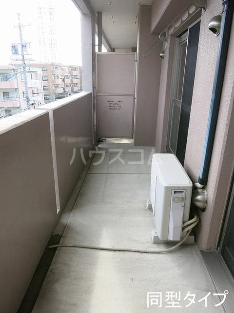 19/30 バルコニー