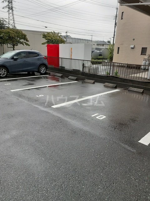 26/30 駐車場