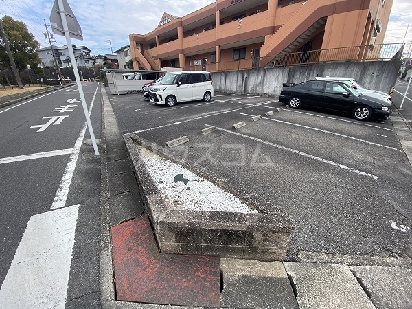 3/6 駐車場