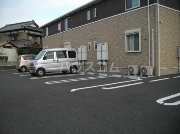 2/8 駐車場