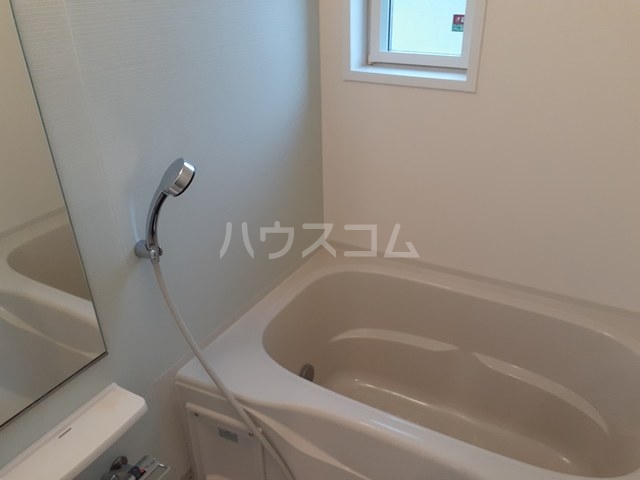 13/28 浴室