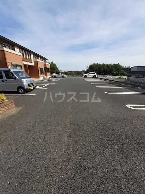15/27 駐車場