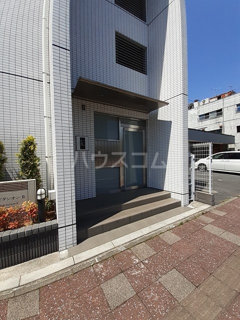 14/20 エントランス