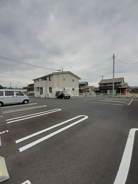 15/27 駐車場