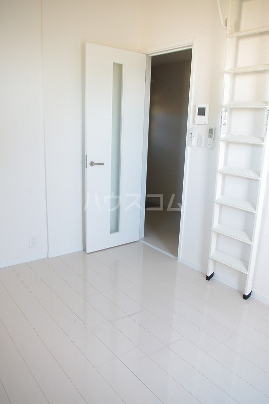 2/11 リビング/ダイニング