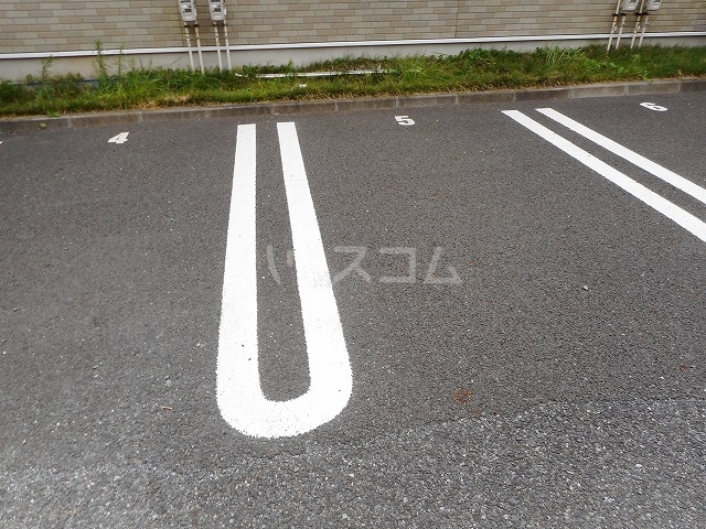 14/20 駐車場
