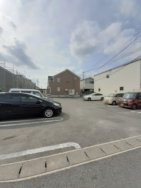 22/30 駐車場