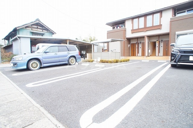 15/21 駐車場