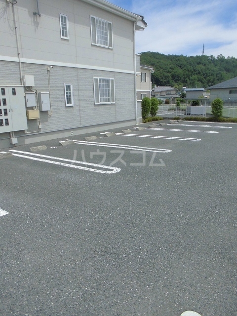 15/27 駐車場