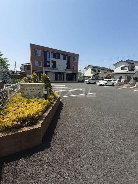 2/8 駐車場