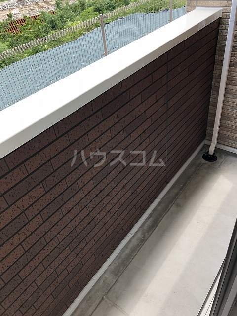 21/28 バルコニー