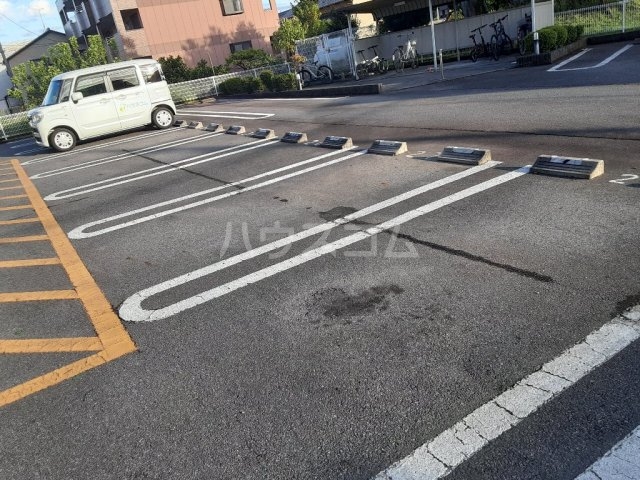 24/30 駐車場