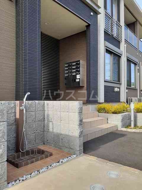 3/3 エントランス