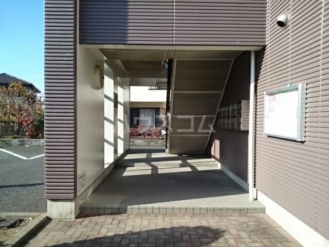 14/27 エントランス