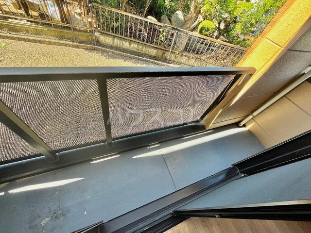 21/24 バルコニー