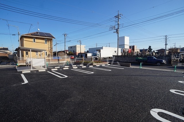 2/6 駐車場