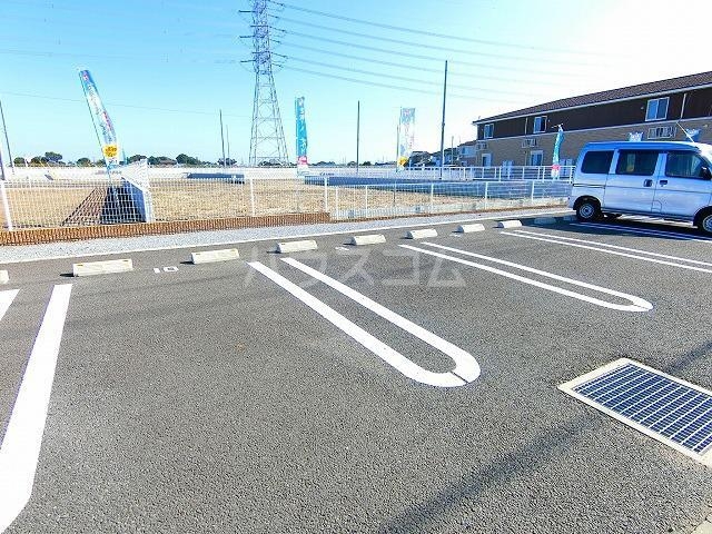 15/27 駐車場