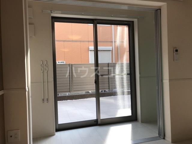 20/25 バルコニー