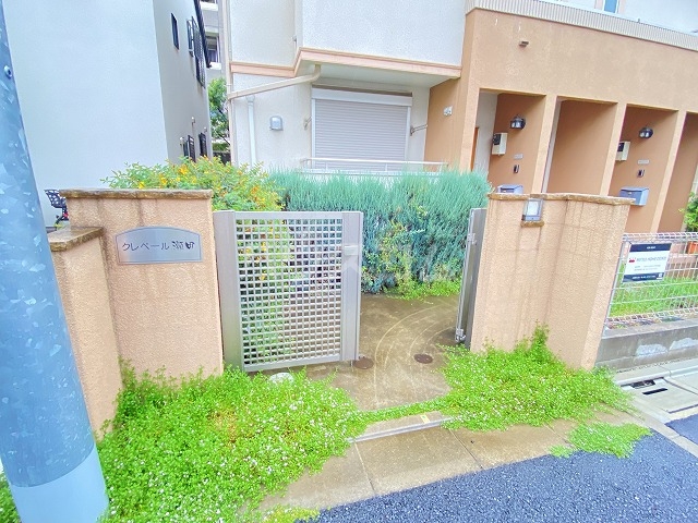 29/30 エントランス