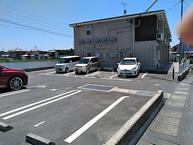 19/25 駐車場