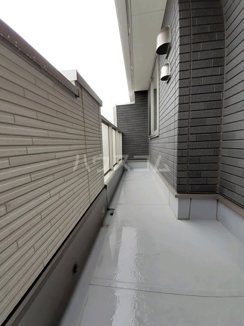 16/28 バルコニー