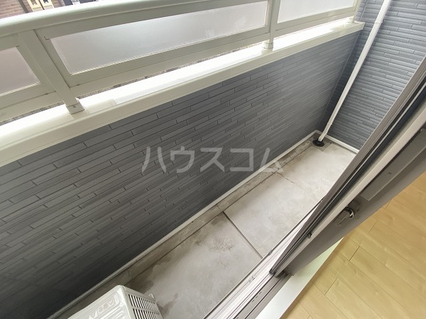 20/30 バルコニー