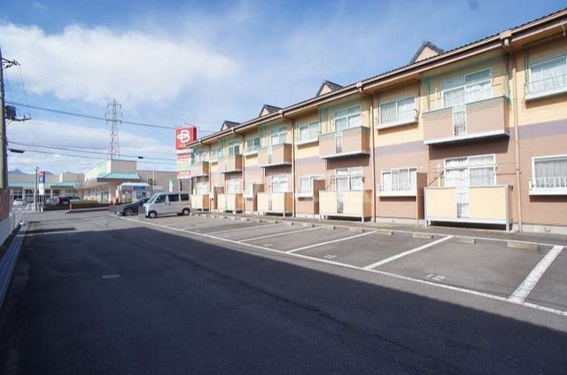 2/17 駐車場