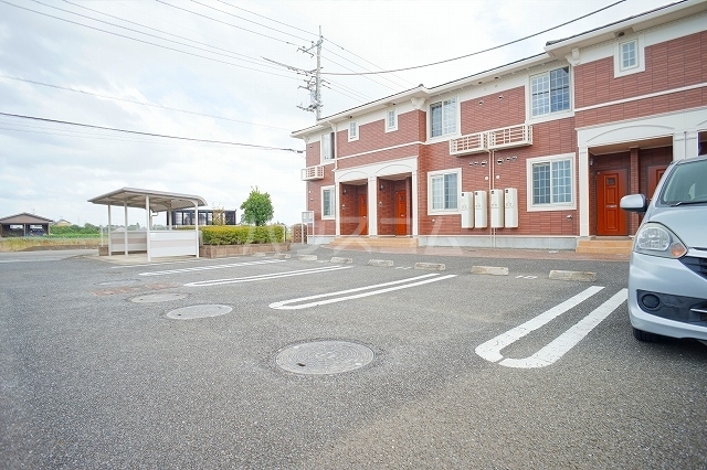 15/21 駐車場