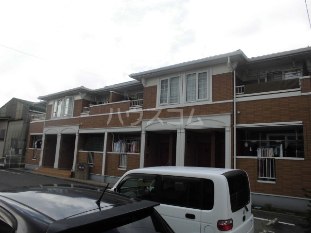 15/22 エントランス