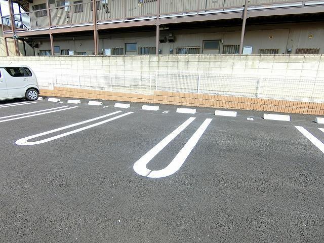 15/21 駐車場