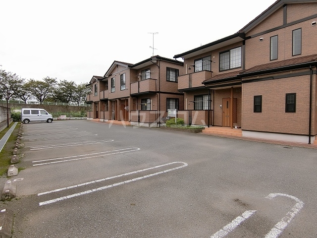 2/8 駐車場