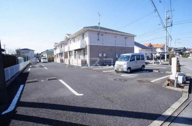 14/20 駐車場