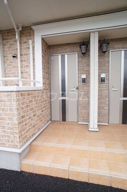 14/21 エントランス