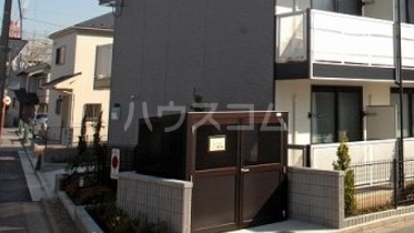 14/22 エントランス