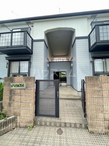 3/4 エントランス