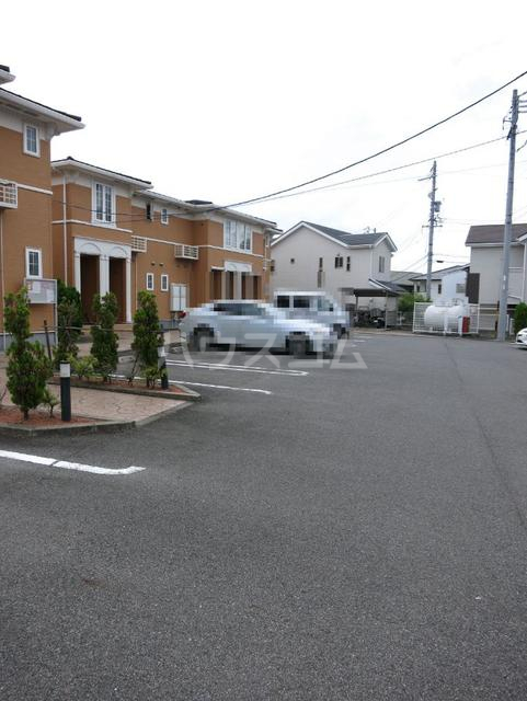 22/30 駐車場
