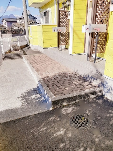 13/20 エントランス