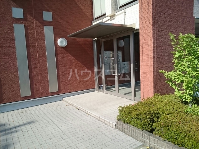 14/21 エントランス