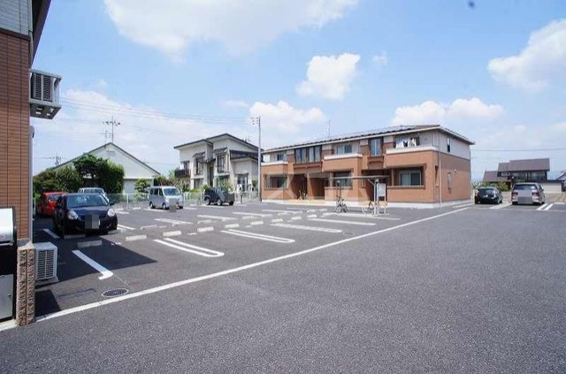 15/27 駐車場