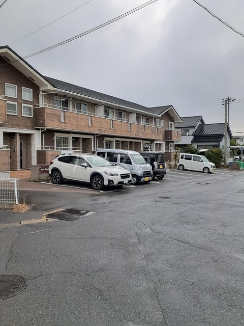 23/30 駐車場