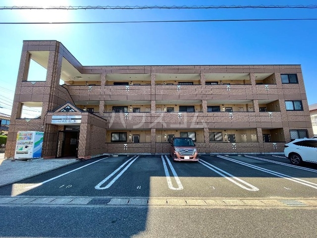 26/30 駐車場