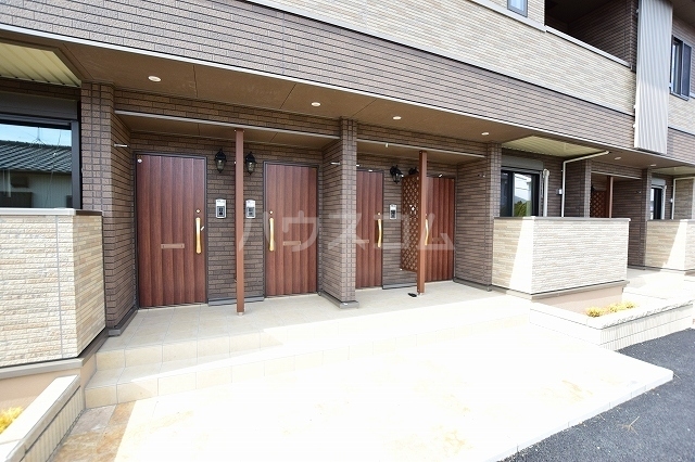 13/20 エントランス