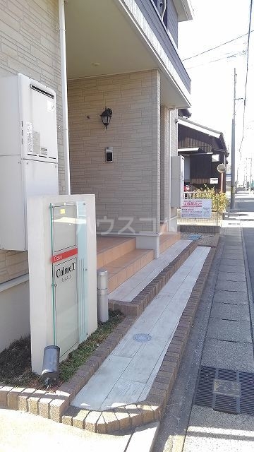 14/17 エントランス