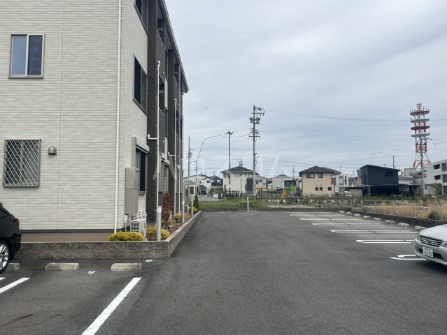 15/26 駐車場