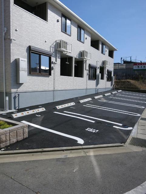 2/10 駐車場