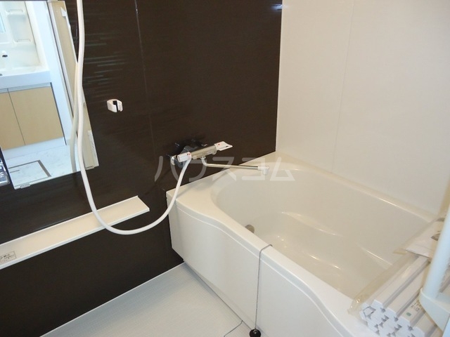 13/24 浴室