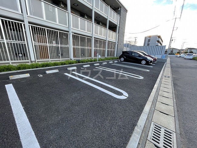 4/5 駐車場