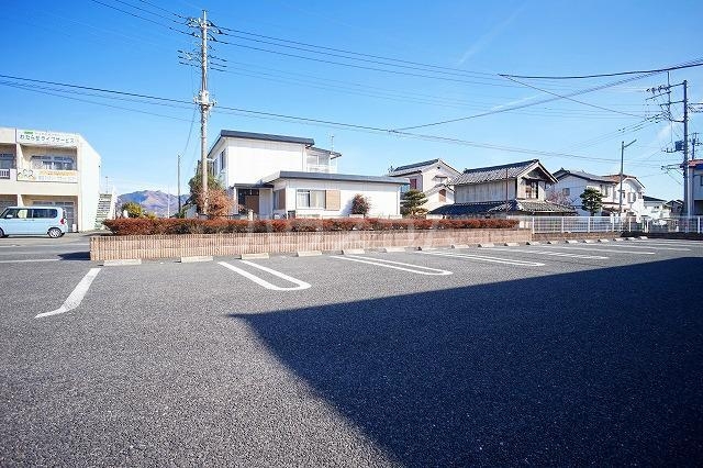 14/20 駐車場